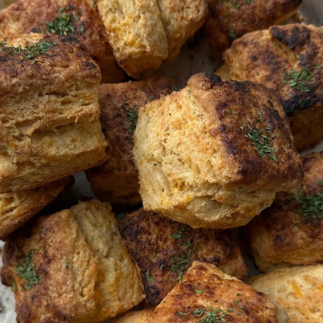 Cheddar Bay Biscuits