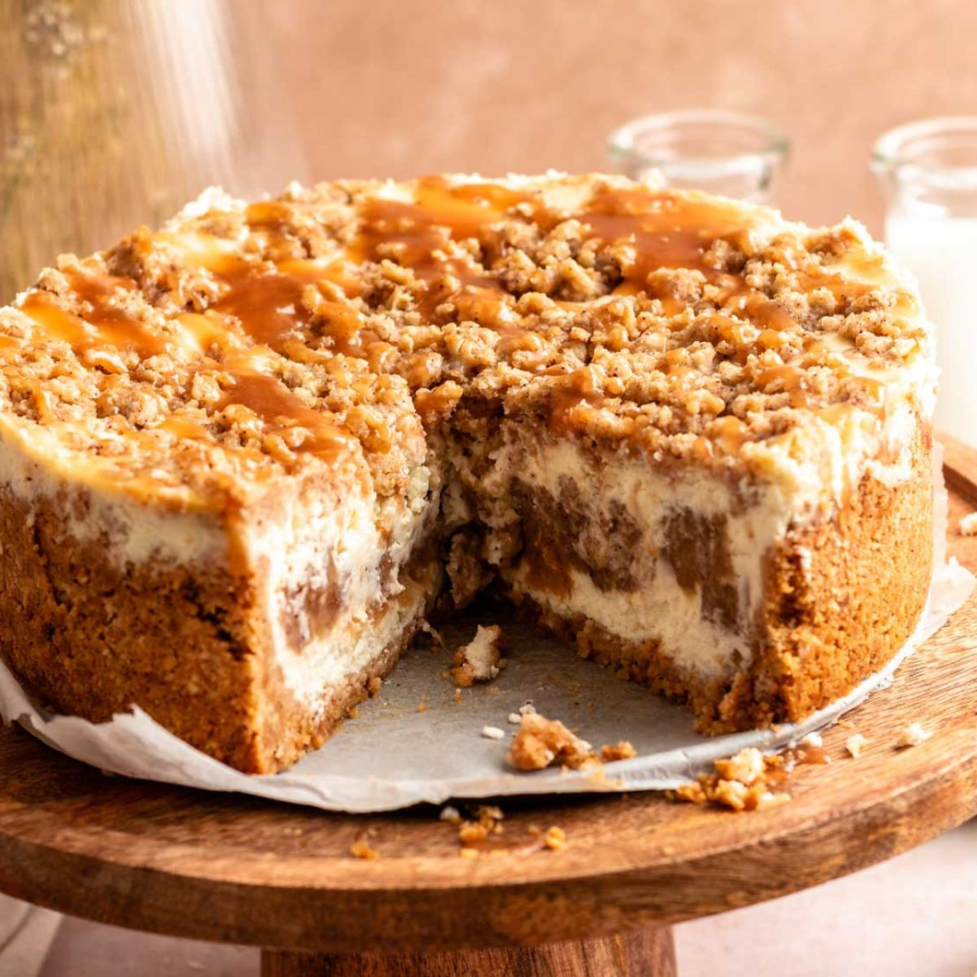 Apple Crisp Cheesecake