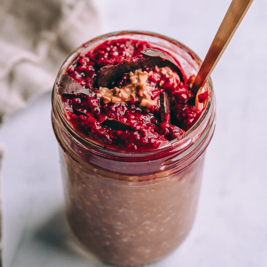 Raspberry Chocolate Overnight Oats - GF