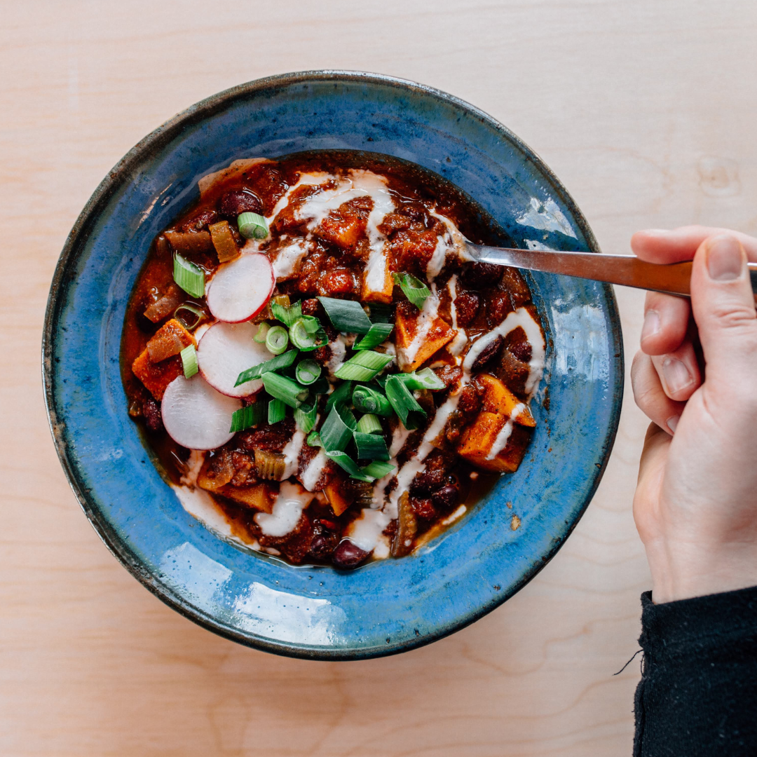 Smokey Sweet Potato & Pinto Bean Chili - GF